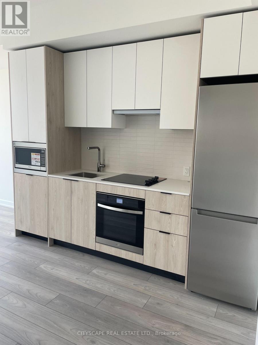 1005 - 1007 The Queensway Road, Toronto (Islington-City Centre West), Ontario  M8Z 0H4 - Photo 2 - W12825132