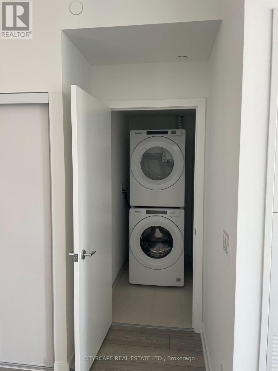 1005 - 1007 The Queensway Road, Toronto (Islington-City Centre West), Ontario  M8Z 0H4 - Photo 8 - W12825132