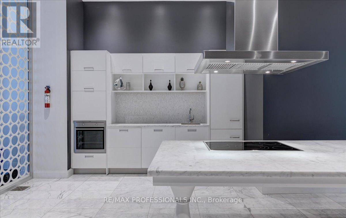 712 - 88 Park Lawn Road, Toronto, Ontario  M8Y 0B5 - Photo 46 - W12825134