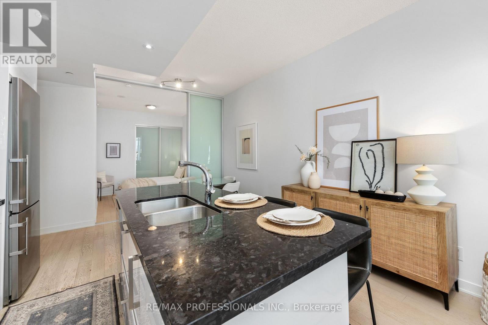 712 - 88 Park Lawn Road, Toronto, Ontario  M8Y 0B5 - Photo 9 - W12825134