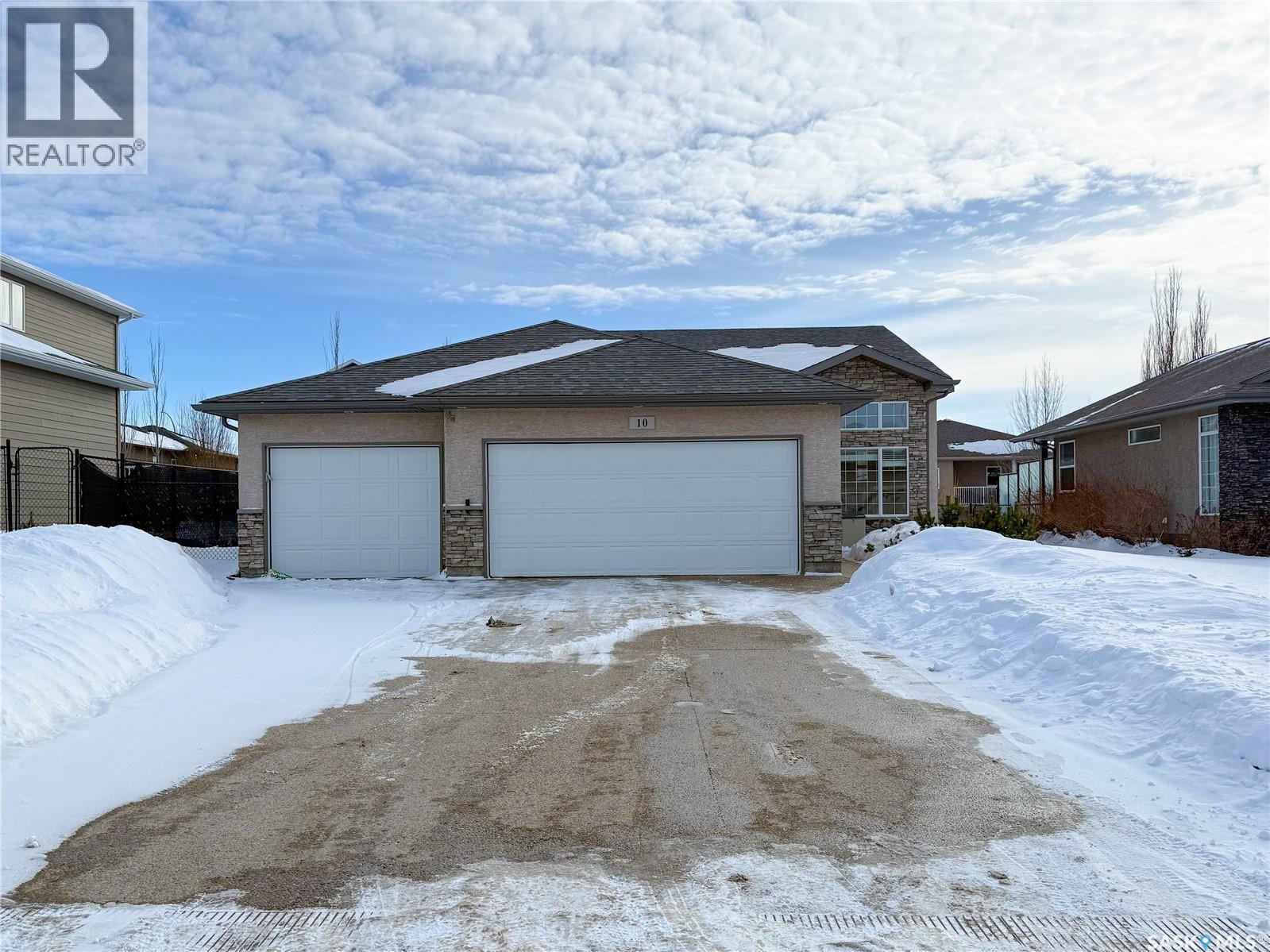 10 Lott Road E, White City, Saskatchewan  S4L 0B6 - Photo 2 - SK029261