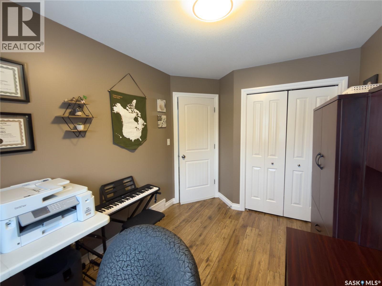 10 Lott Road E, White City, Saskatchewan  S4L 0B6 - Photo 21 - SK029261