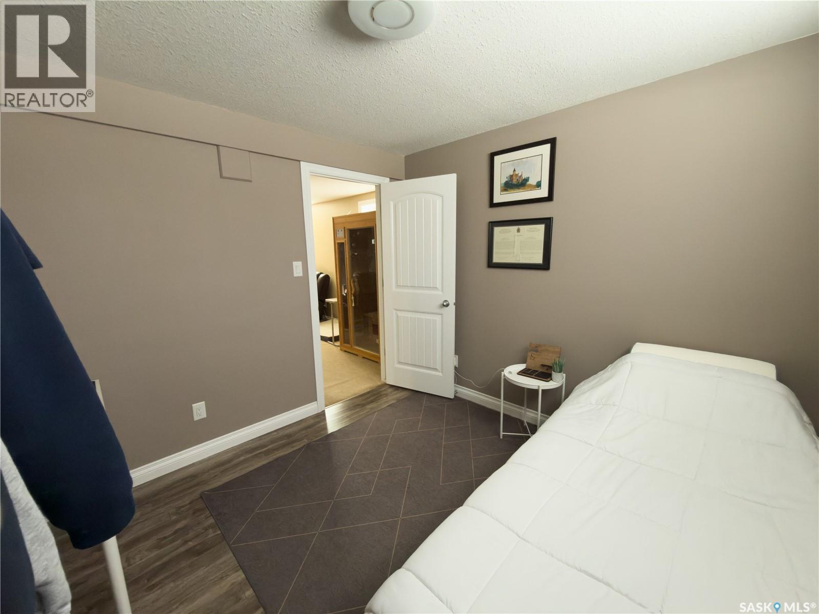 10 Lott Road E, White City, Saskatchewan  S4L 0B6 - Photo 35 - SK029261