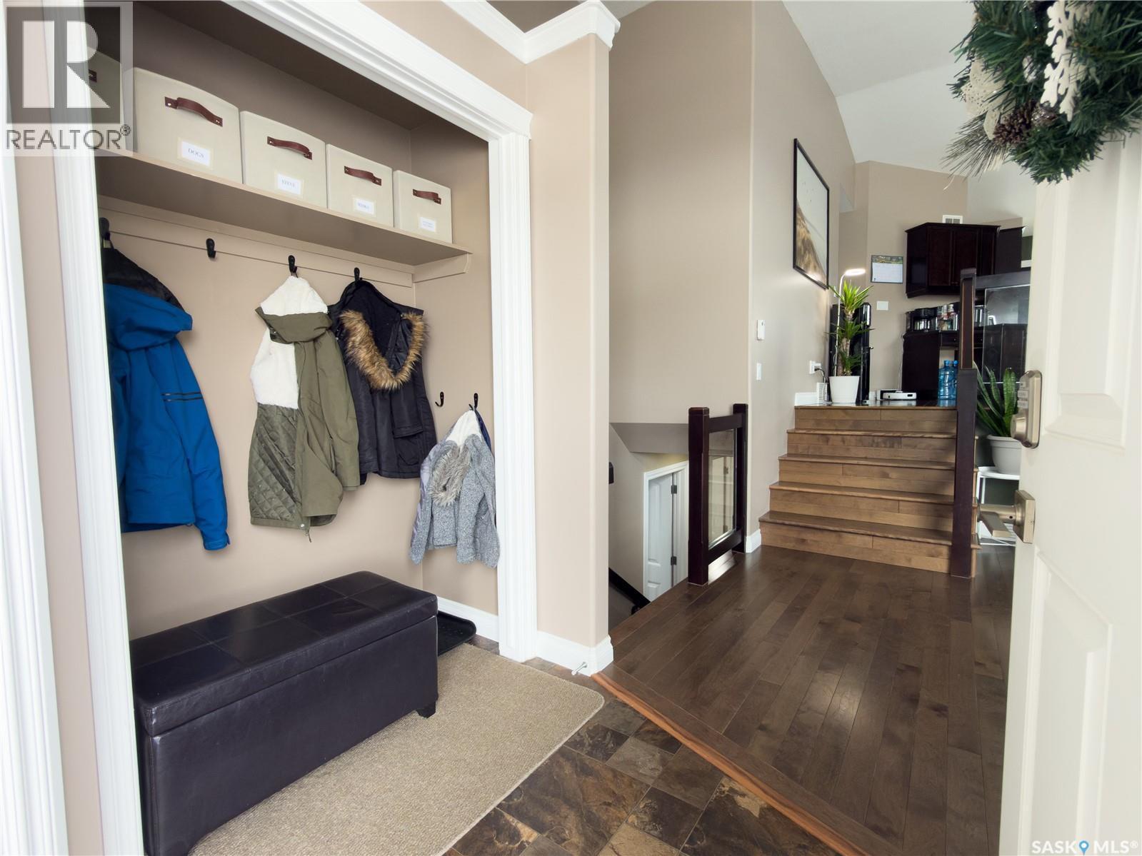 10 Lott Road E, White City, Saskatchewan  S4L 0B6 - Photo 4 - SK029261