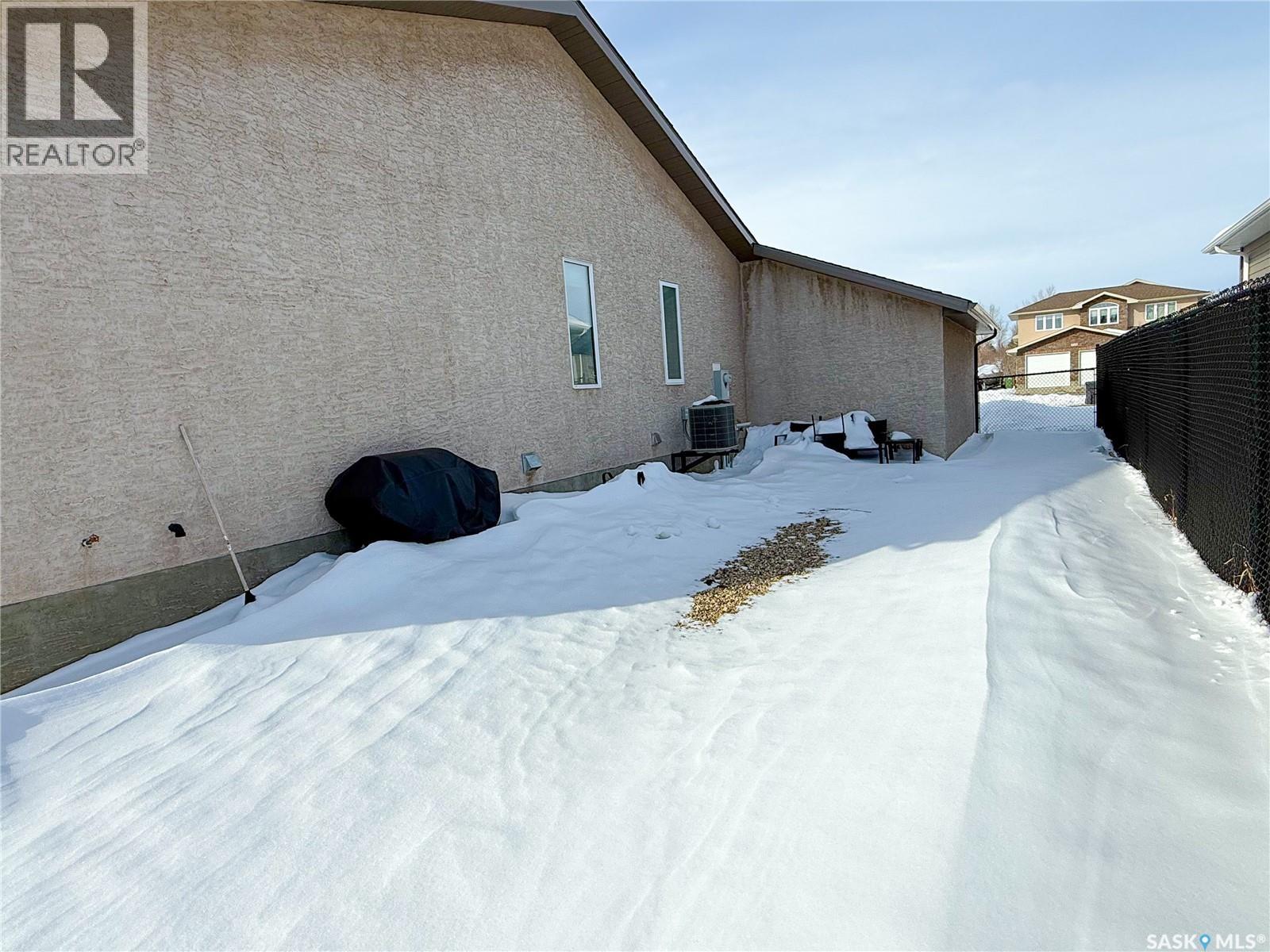 10 Lott Road E, White City, Saskatchewan  S4L 0B6 - Photo 45 - SK029261