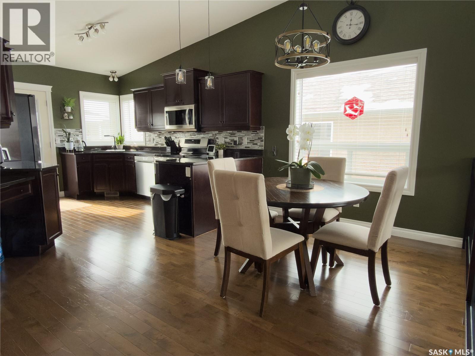 10 Lott Road E, White City, Saskatchewan  S4L 0B6 - Photo 8 - SK029261