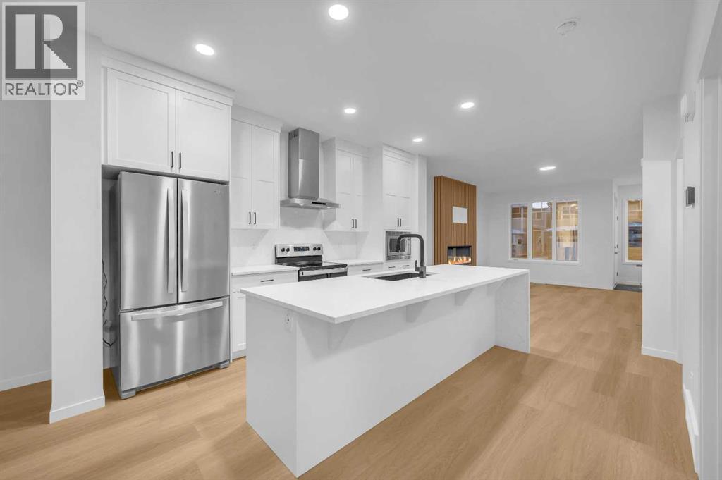 94 Royston Park Nw, Calgary, Alberta  T3L 0M4 - Photo 16 - A2274456