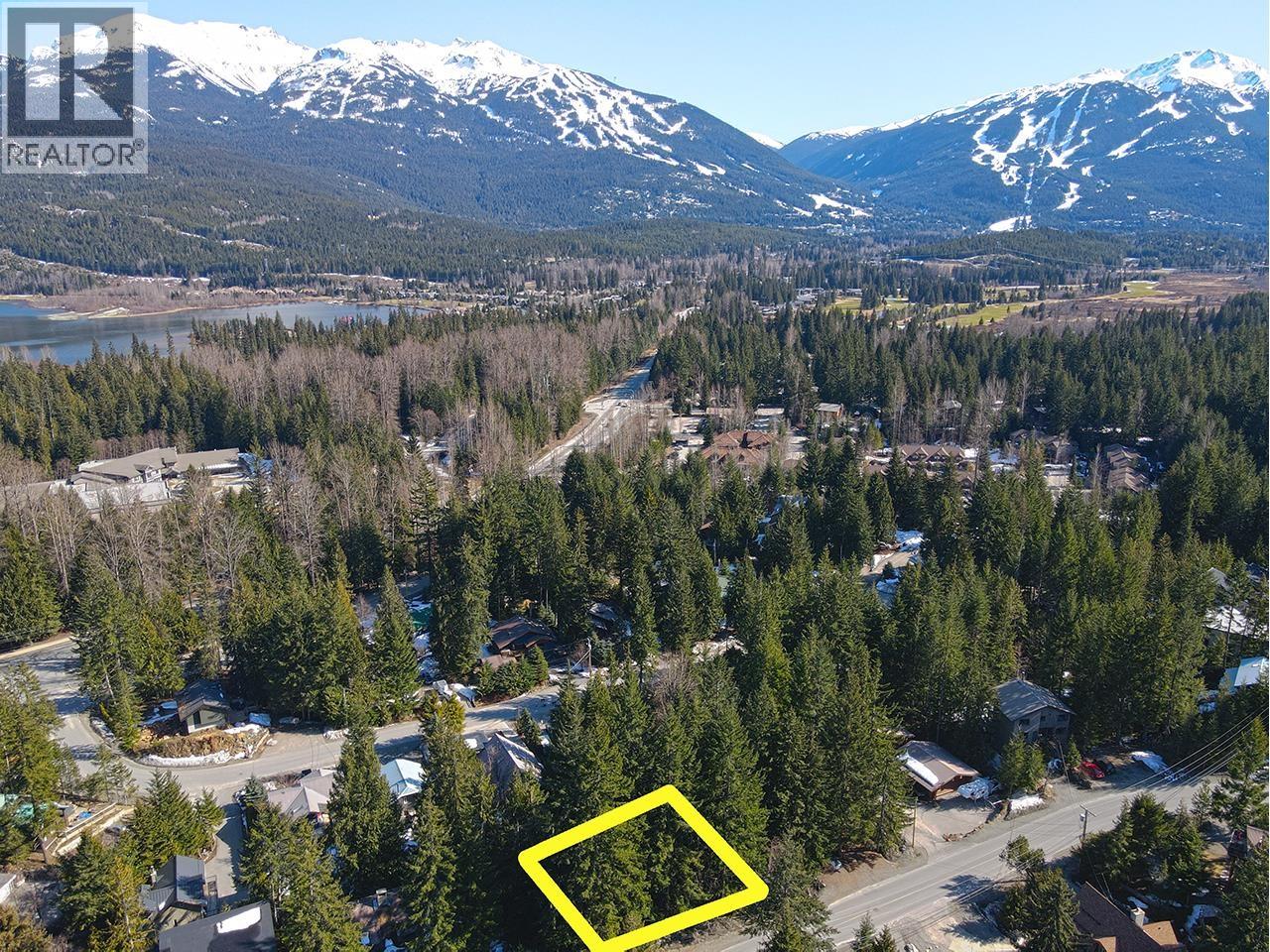 8270 Mountain View Drive, Whistler, British Columbia  V8E 0G3 - Photo 2 - R3093759