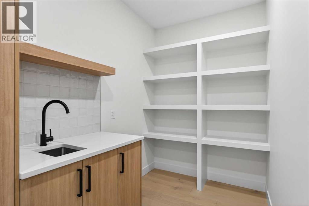 107 North Bridges Garden, Langdon, Alberta  T0J 1X3 - Photo 14 - A2288969