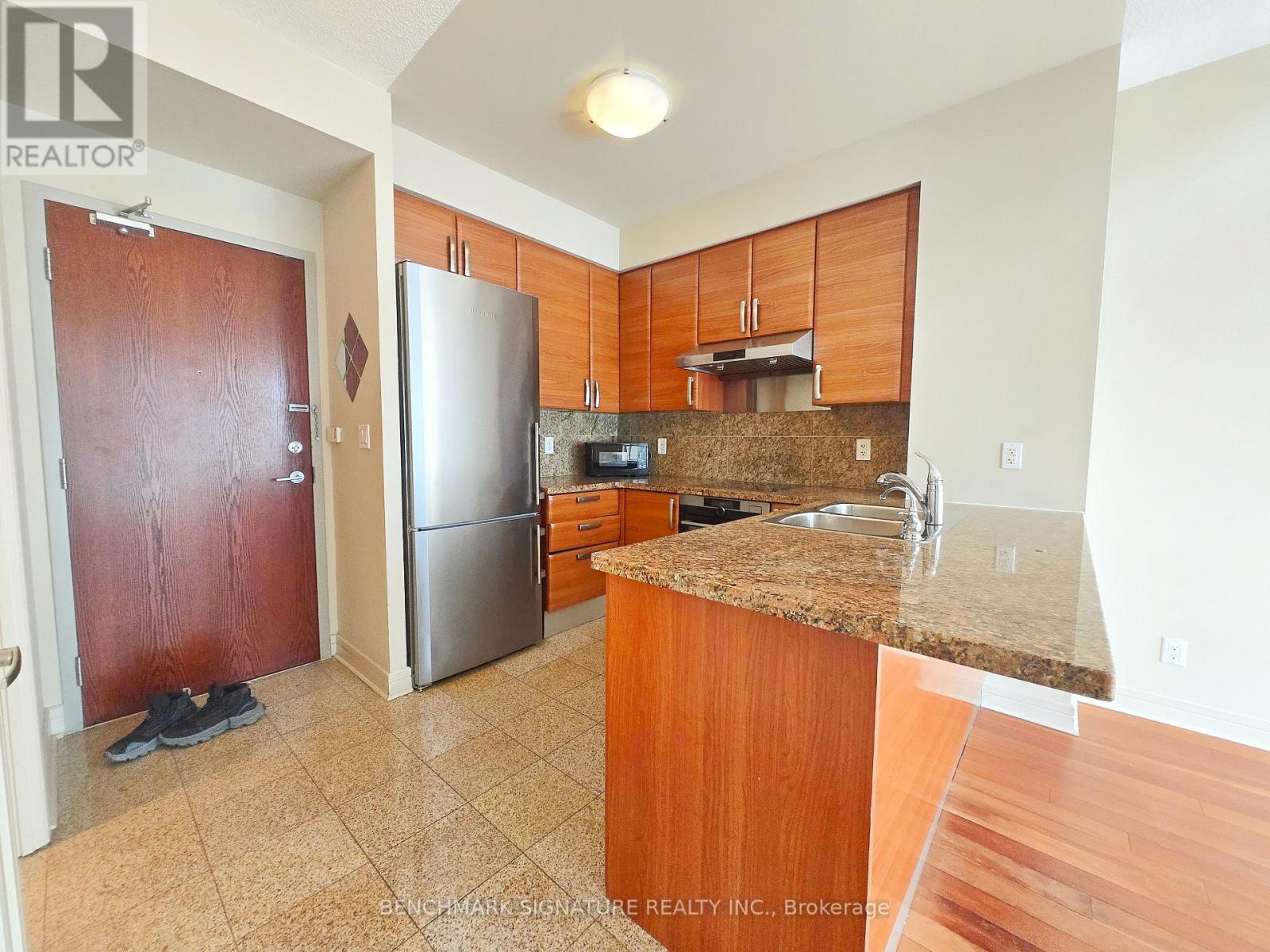 609 - 1 Avondale Avenue, Toronto, Ontario  M2N 7J1 - Photo 3 - C12711830