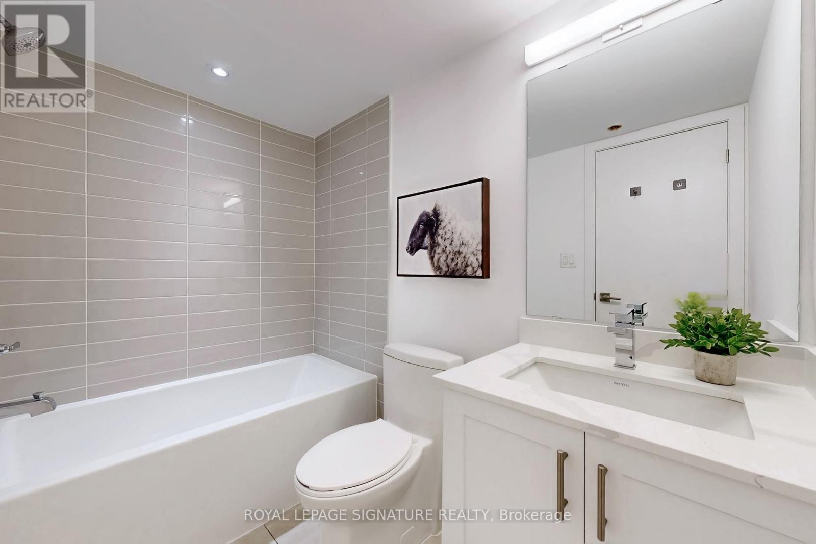 1 - 1455 O'connor Drive, Toronto, Ontario  M4B 2V5 - Photo 22 - E12783412