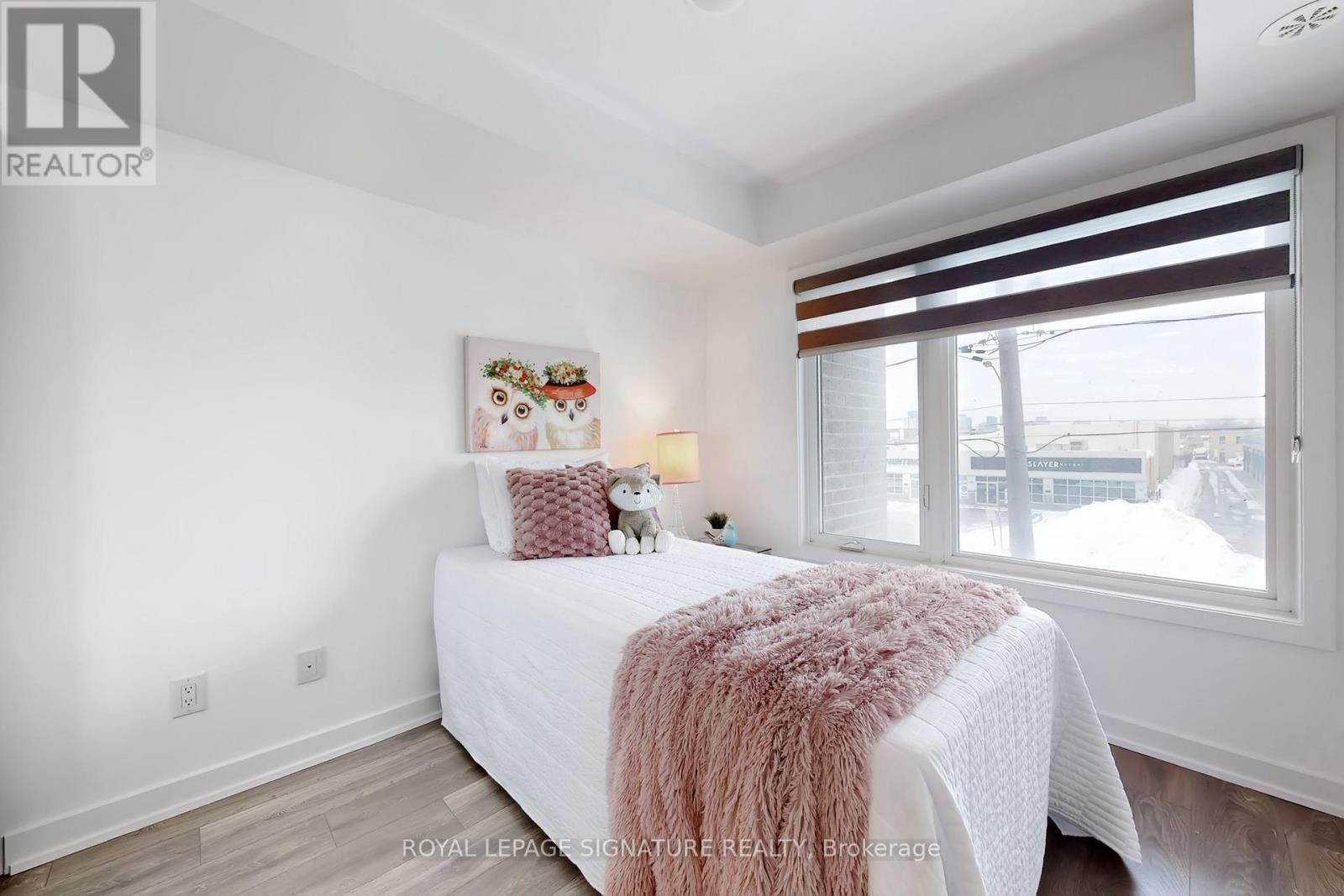 1 - 1455 O'connor Drive, Toronto, Ontario  M4B 2V5 - Photo 18 - E12783412