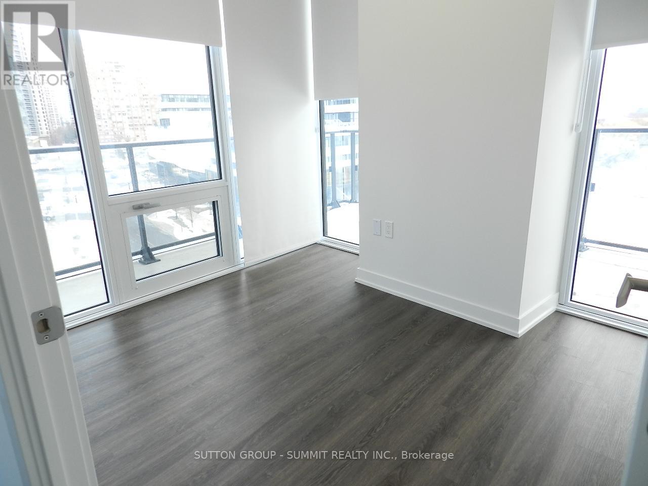 413 - 448 Burnhamthorpe Road W, Mississauga, Ontario  L5B 0R4 - Photo 13 - W12821024