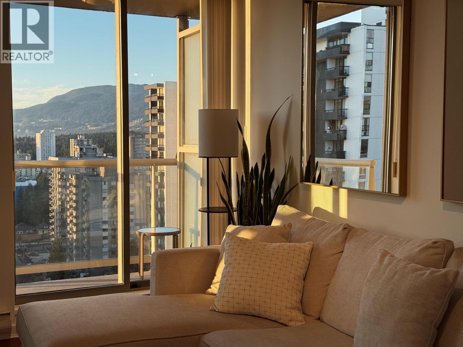 1207 1277 NELSON STREET, Vancouver, British Columbia