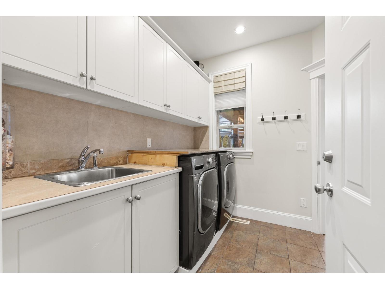 15963 Devonshire Drive, Surrey, British Columbia  V3Z 0M2 - Photo 29 - R3086041