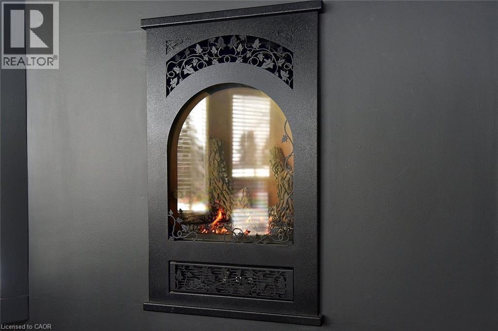 105 Overdale Avenue, Waterdown, Ontario  L9H 7H1 - Photo 21 - 40806969