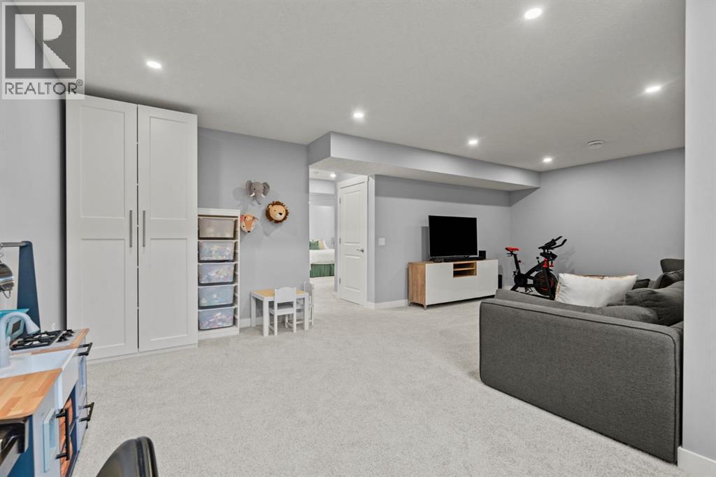 85 Mount Rae Heights, Okotoks, Alberta  T1S 0P1 - Photo 38 - A2281552