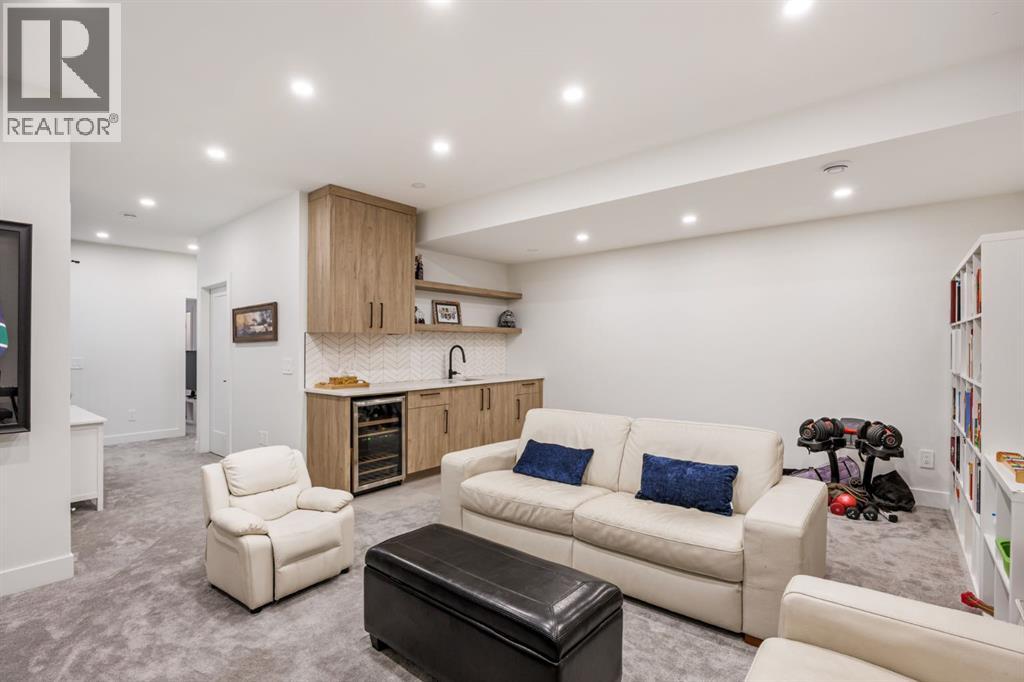 2615 30 Street Sw, Calgary, Alberta  T3E 2M3 - Photo 18 - A2287066