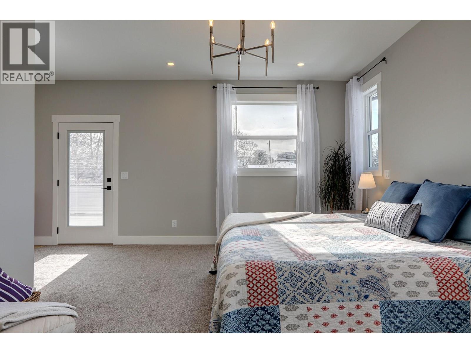 1908 39 Avenue, Vernon, British Columbia  V1T 3A8 - Photo 32 - 10375559