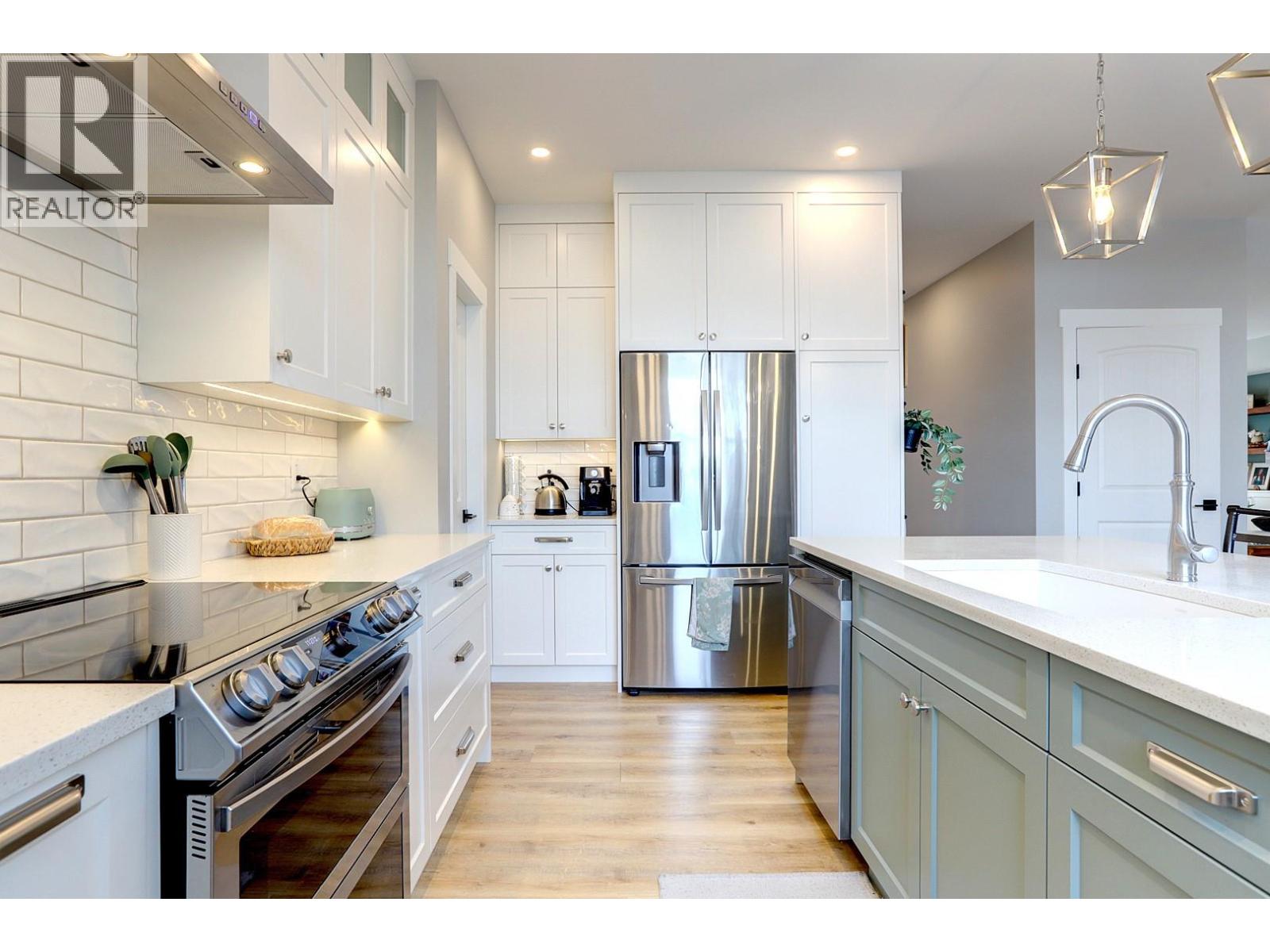 1908 39 Avenue, Vernon, British Columbia  V1T 3A8 - Photo 19 - 10375559