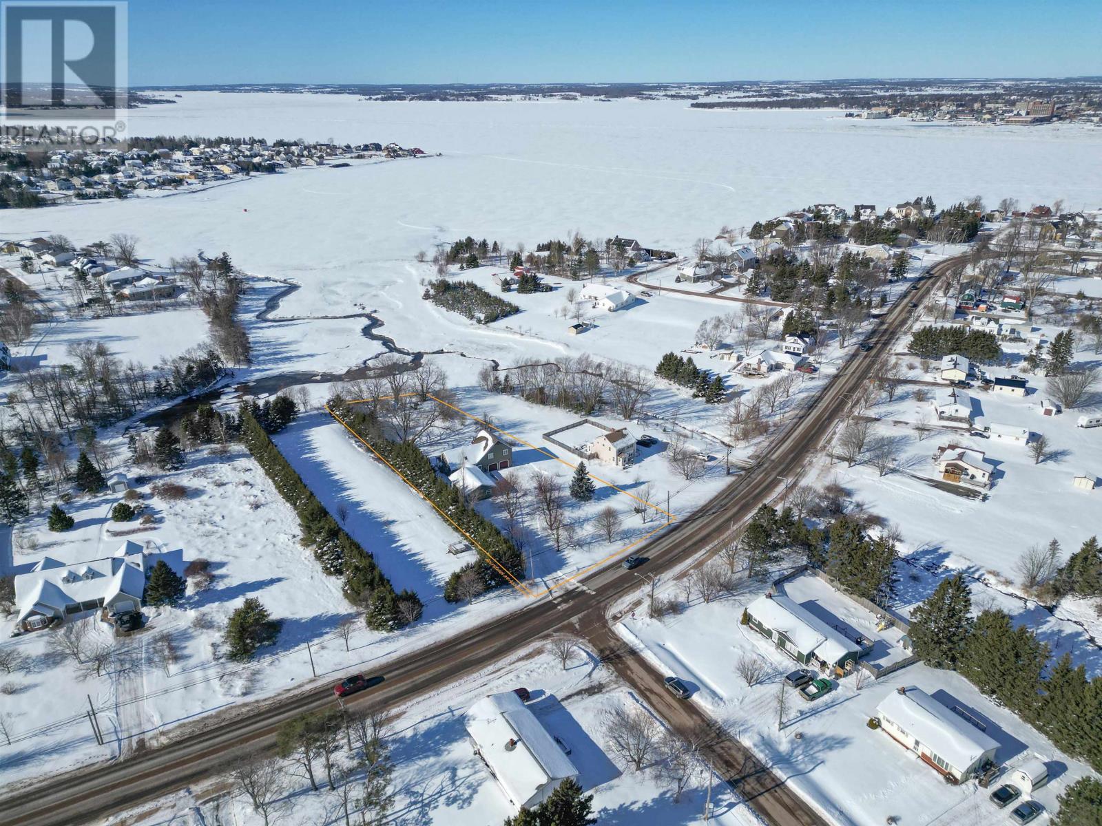 114 Stratford Road, Stratford, Prince Edward Island  C1B 1Y4 - Photo 3 - 202603392