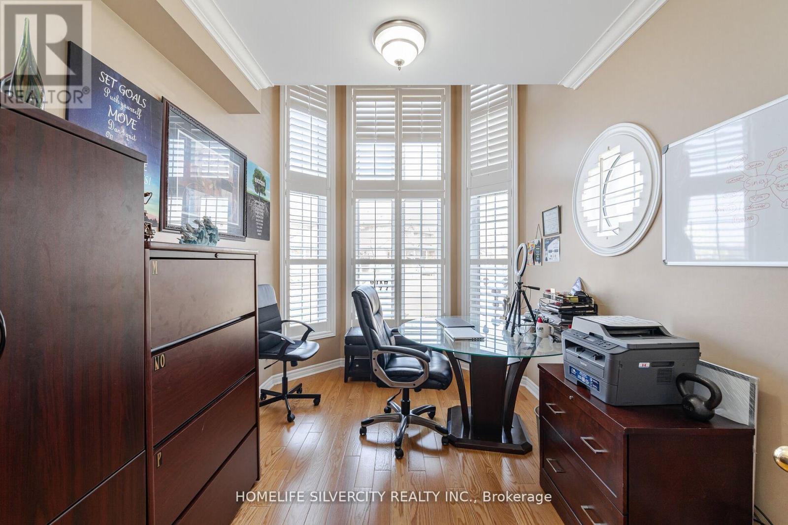 14 Oakhaven Road, Brampton, Ontario  L6P 2Y3 - Photo 11 - W12825152