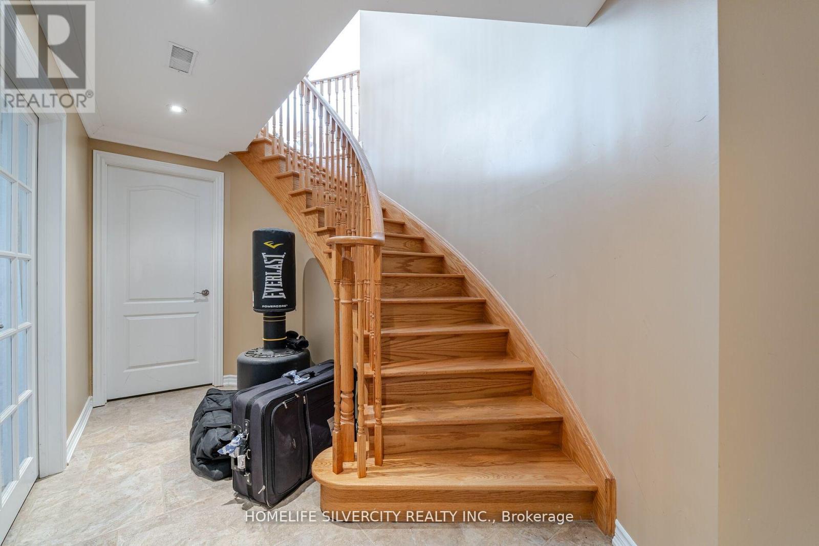 14 Oakhaven Road, Brampton, Ontario  L6P 2Y3 - Photo 27 - W12825152