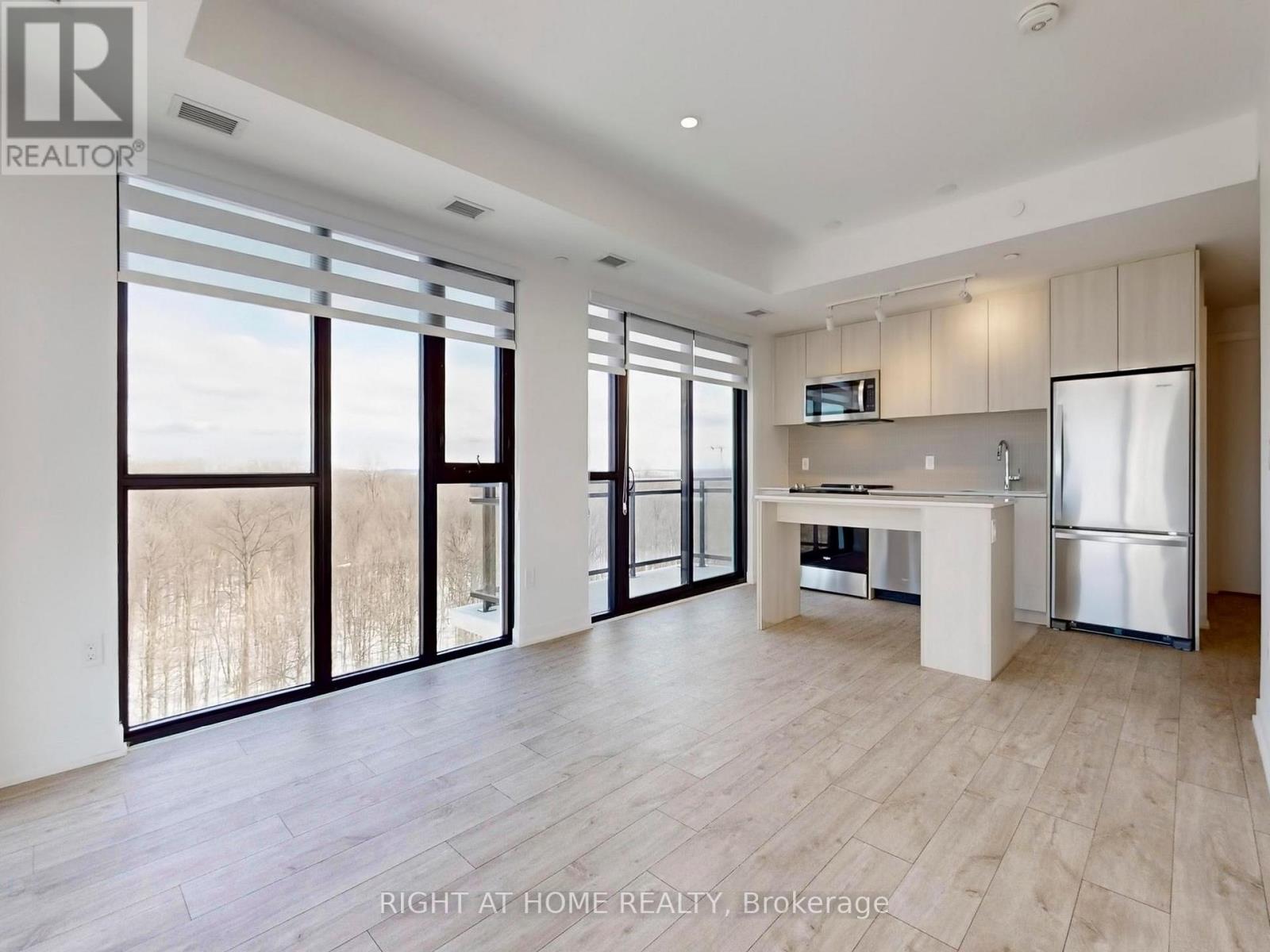 711 - 750 Whitlock Avenue, Milton, Ontario  L9E 2B4 - Photo 10 - W12825166