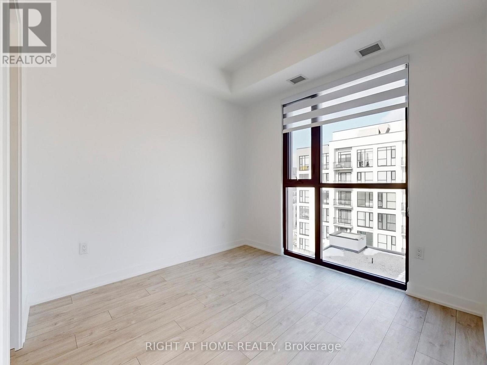 711 - 750 Whitlock Avenue, Milton, Ontario  L9E 2B4 - Photo 12 - W12825166