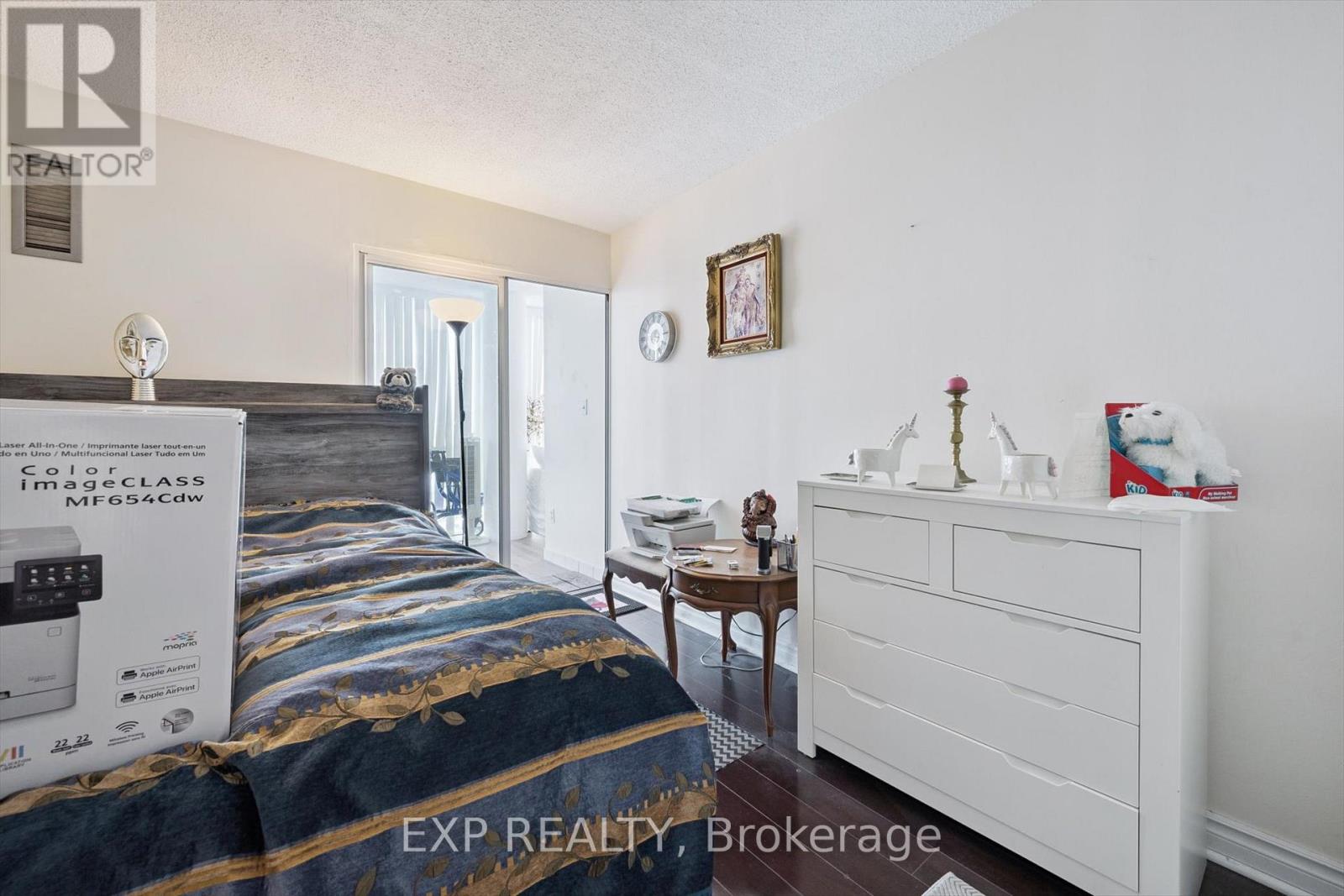 1202 - 350 Webb Drive, Mississauga, Ontario  L5B 3W4 - Photo 19 - W12825168