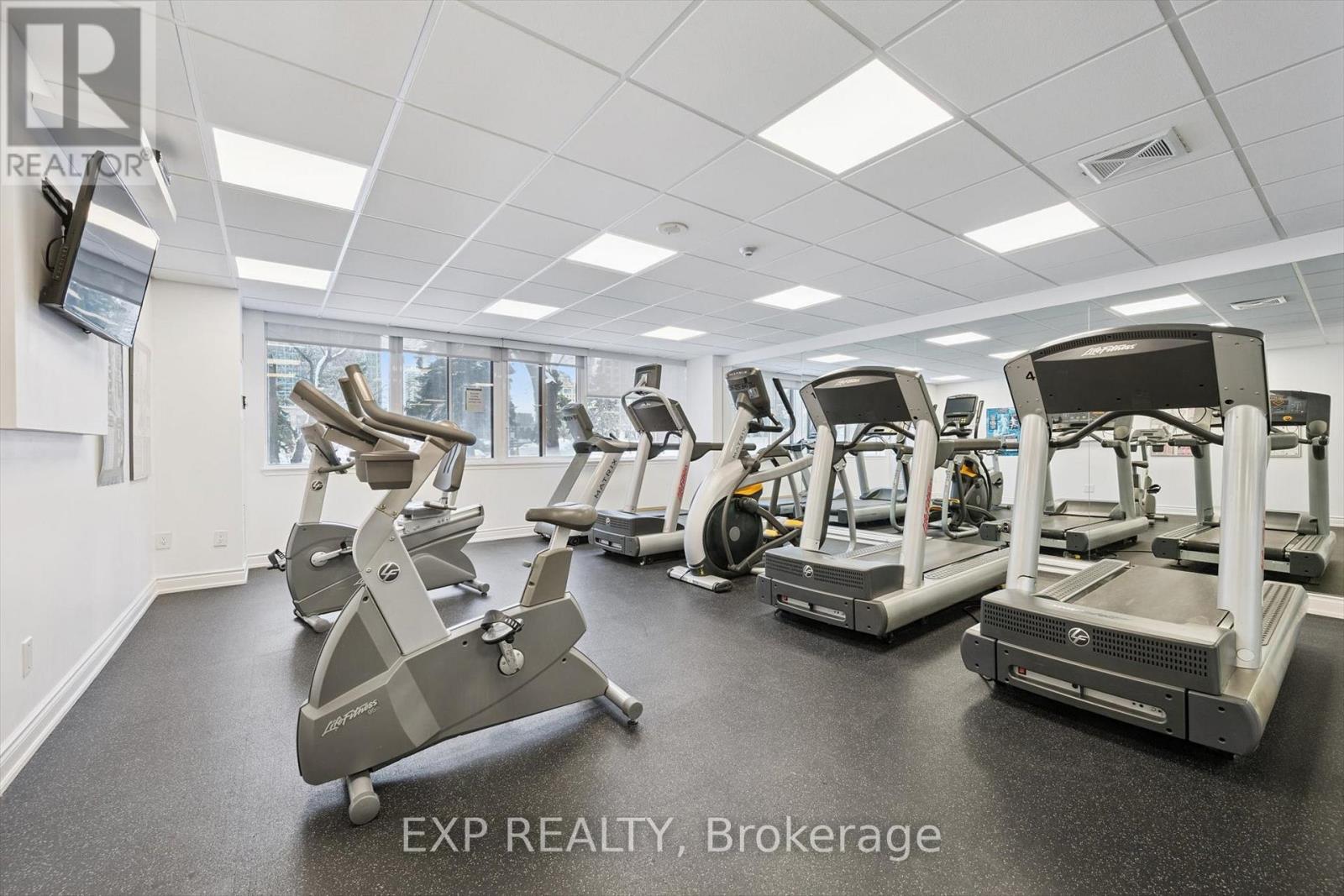 1202 - 350 Webb Drive, Mississauga, Ontario  L5B 3W4 - Photo 24 - W12825168