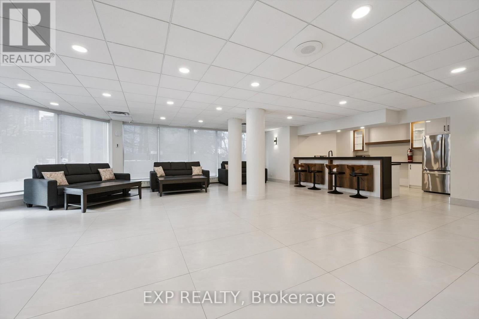 1202 - 350 Webb Drive, Mississauga, Ontario  L5B 3W4 - Photo 33 - W12825168