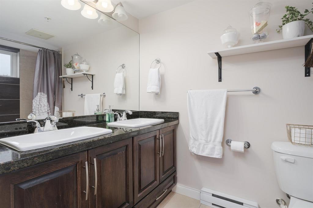 312 19939 55a Avenue, Langley, British Columbia V3A 3X4 - Photo 7 - R3084705