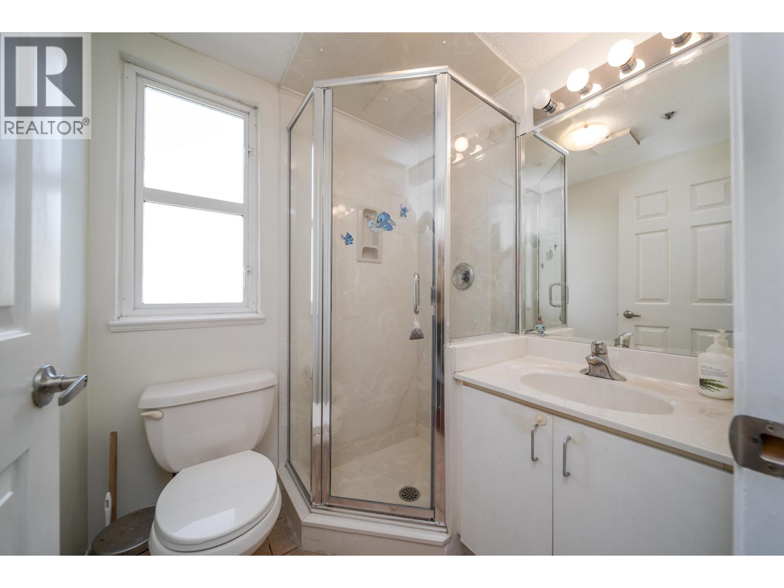 302 8728 Sw Marine Drive, Vancouver, British Columbia  V6P 6A4 - Photo 11 - R3086833