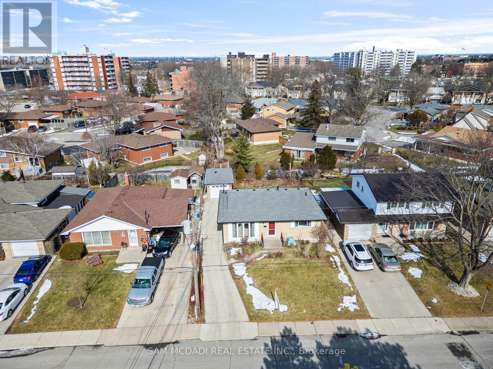 19 Secord Drive, Hamilton, Ontario  L8K 3W6 - Photo 27 - X12825156