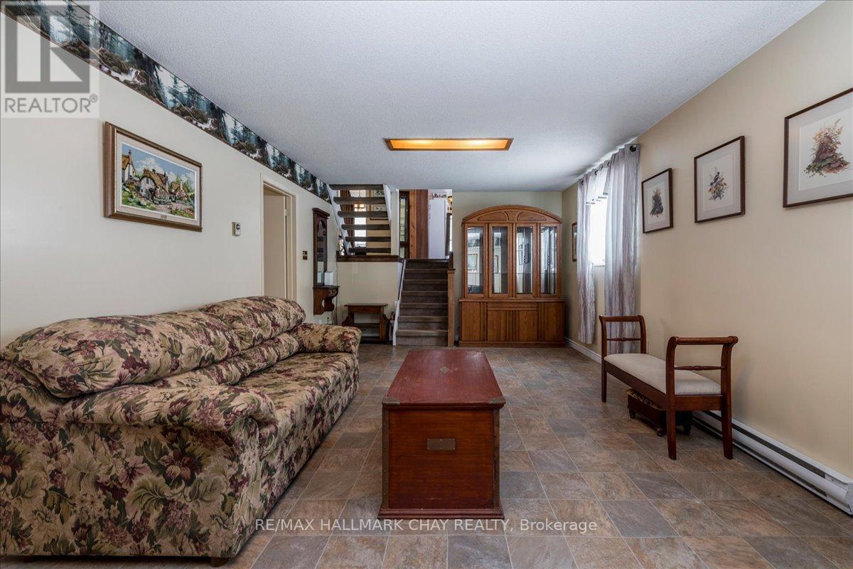 3214 Cove Avenue, Innisfil, Ontario  L9S 2K7 - Photo 12 - N12823980