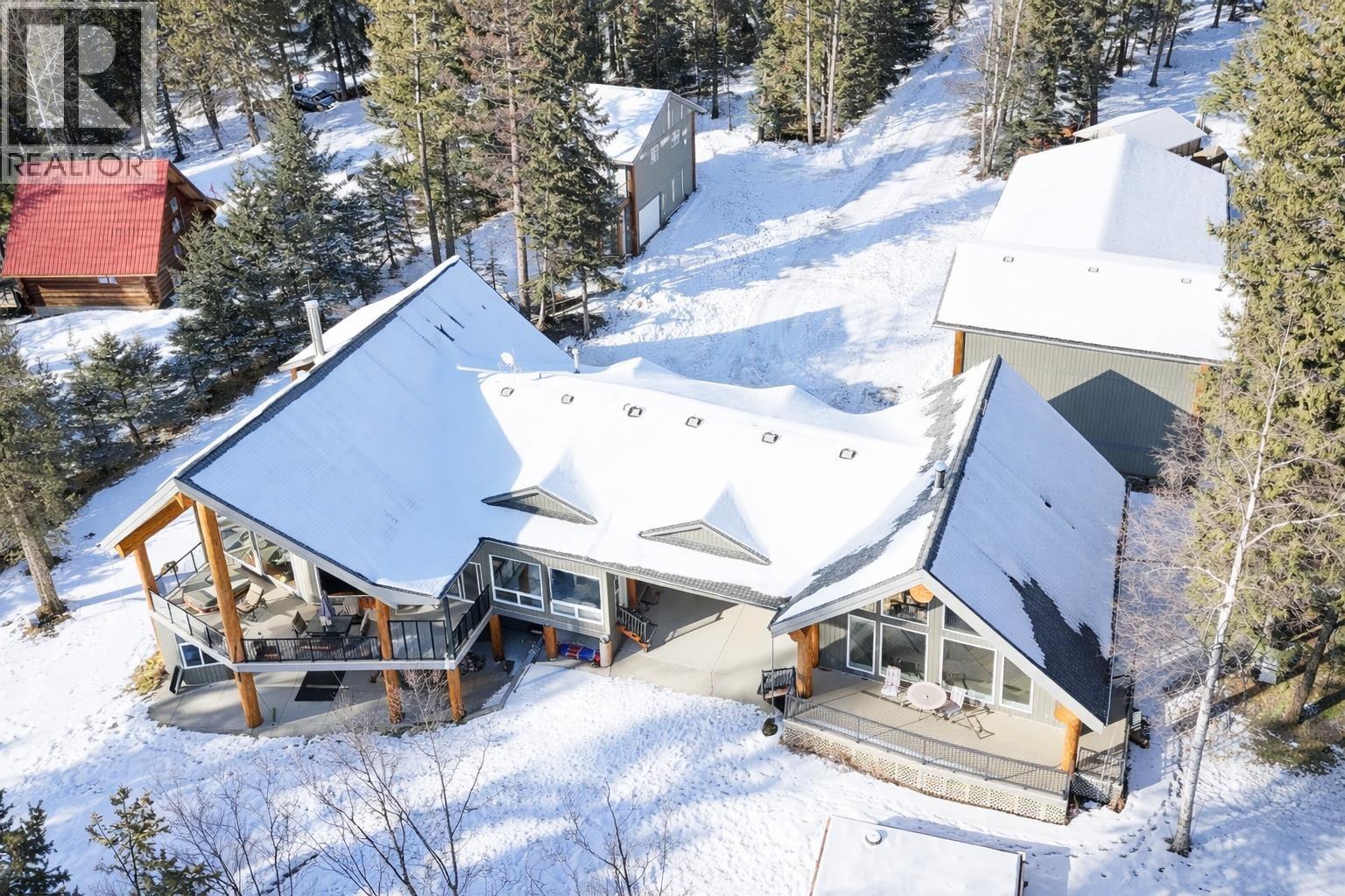 7407 Johnstone Road, Bridge Lake, British Columbia  V0K 1X2 - Photo 5 - R3094071