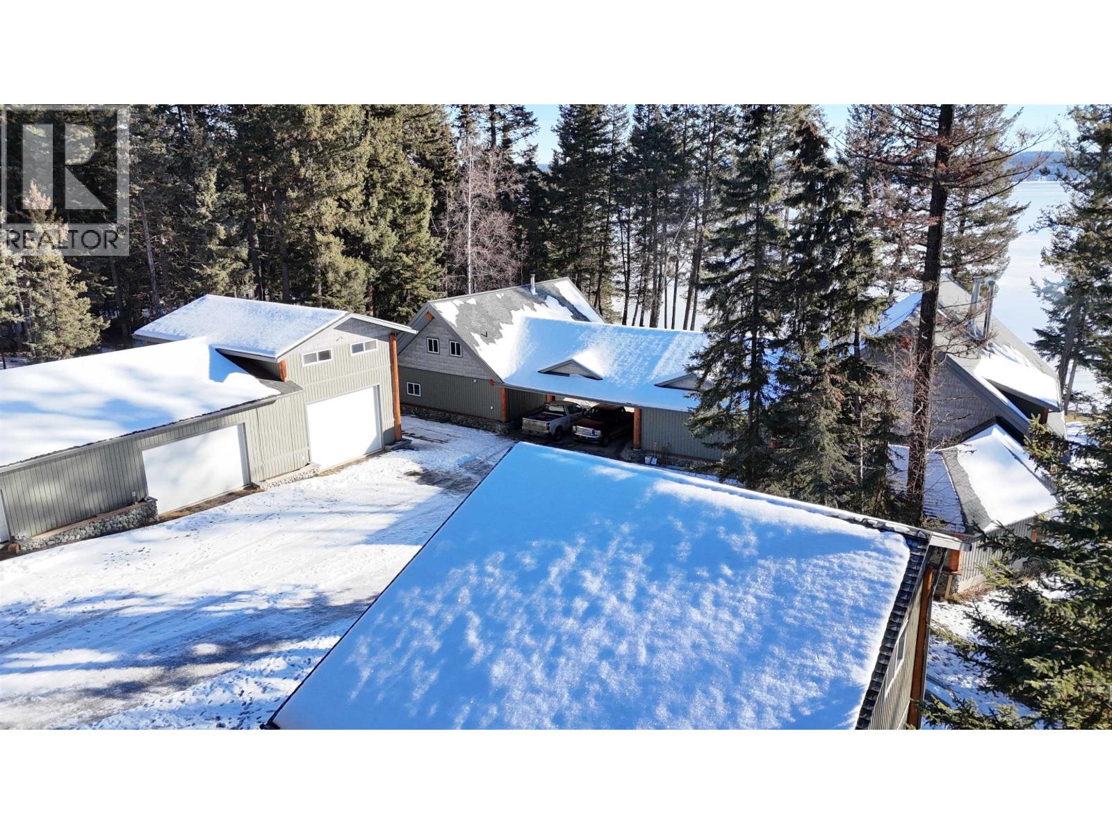 7407 Johnstone Road, Bridge Lake, British Columbia  V0K 1X2 - Photo 7 - R3094071