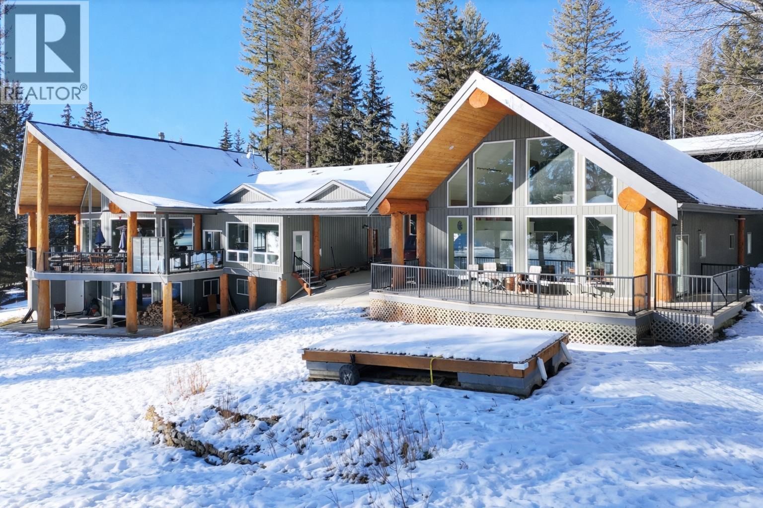 7407 Johnstone Road, Bridge Lake, British Columbia  V0K 1X2 - Photo 4 - R3094071