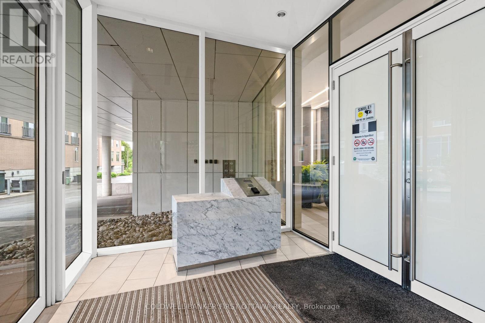 1905 - 485 Richmond Road, Ottawa, Ontario  K2A 3W9 - Photo 4 - X12825222