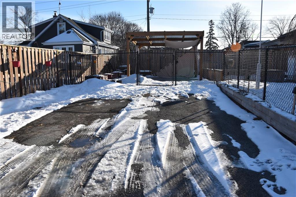 181 Sydenham Street Unit# B, Brantford, Ontario  N3R 3Z4 - Photo 3 - 40807789