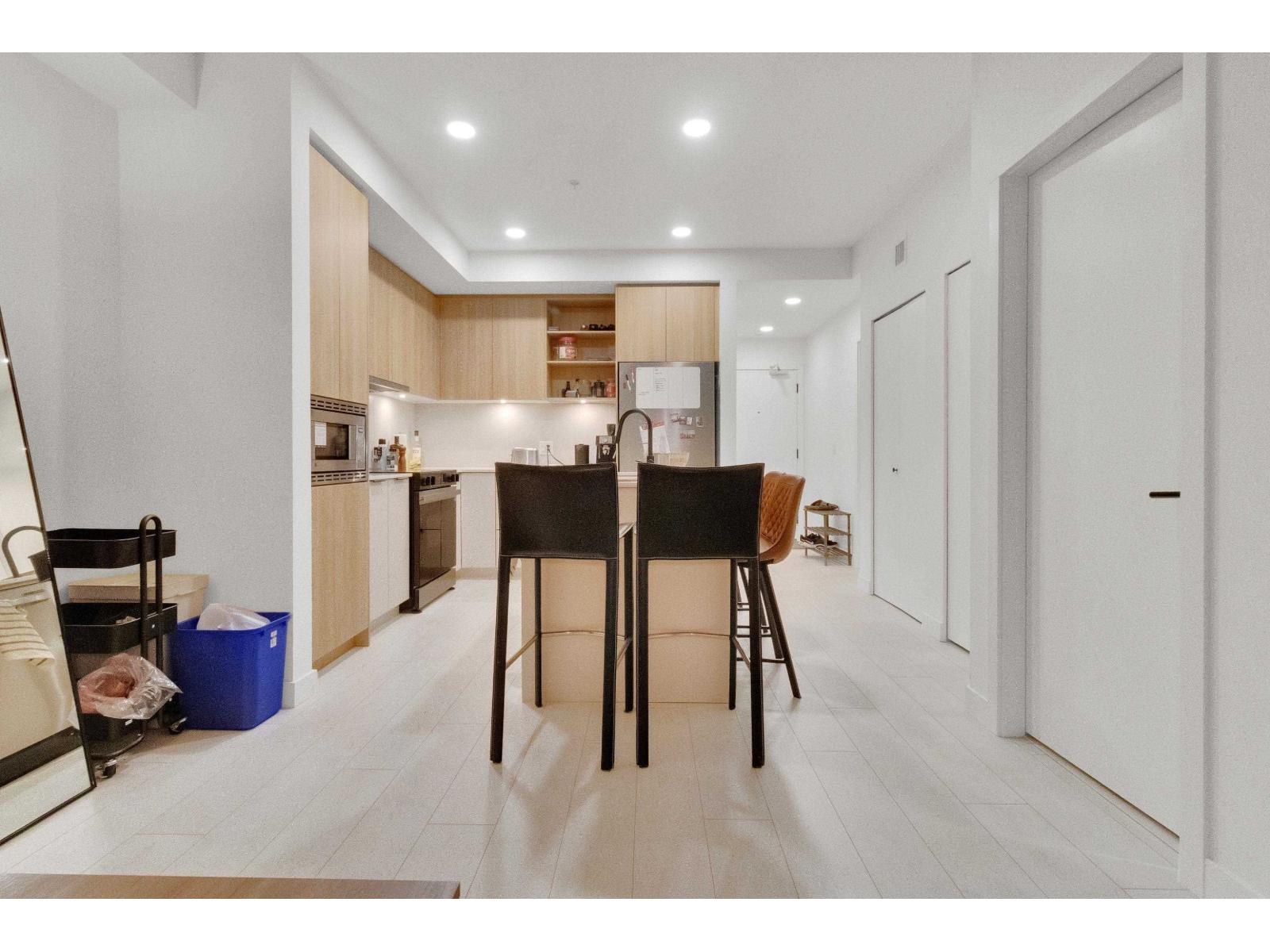 419 9456 134 Street, Surrey, British Columbia V3V 5S4 - Photo 8 - R3085132