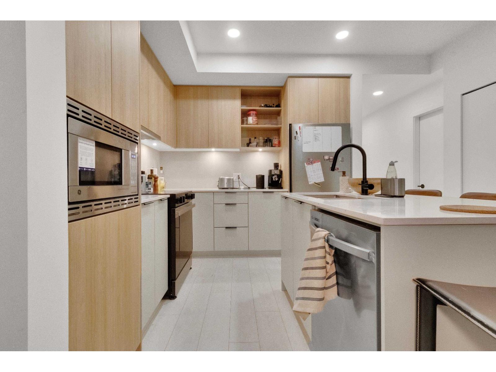 419 9456 134 Street, Surrey, British Columbia V3V 5S4 - Photo 11 - R3085132