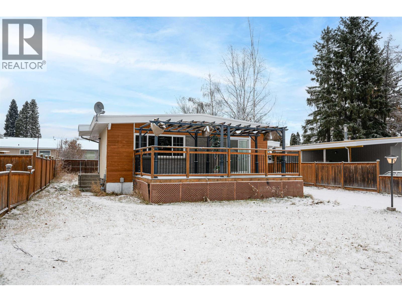 158 Fern Crescent, Prince George, British Columbia  V2N 1J2 - Photo 2 - R3094048