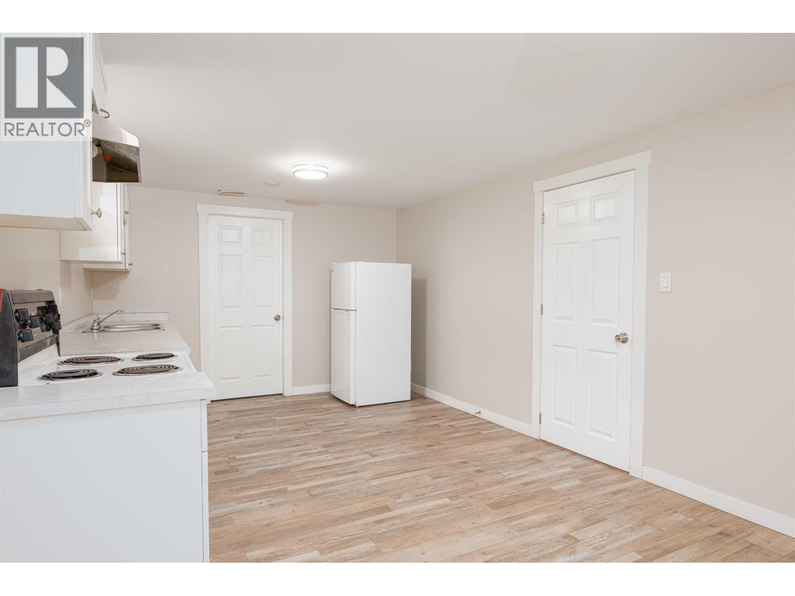 158 Fern Crescent, Prince George, British Columbia  V2N 1J2 - Photo 3 - R3094048