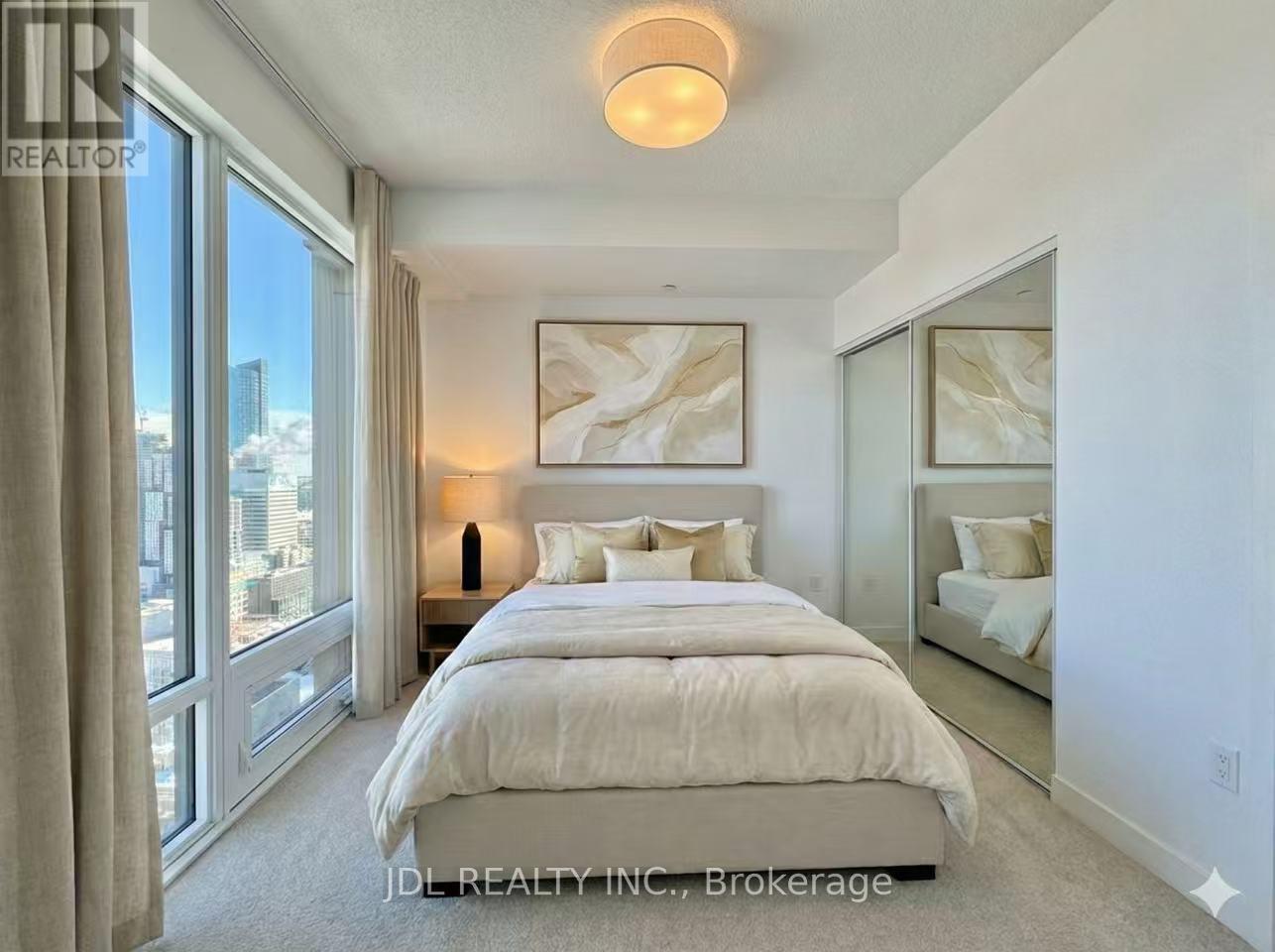 3709 - 238 Simcoe Street, Toronto, Ontario  M5T 0E2 - Photo 4 - C12825224