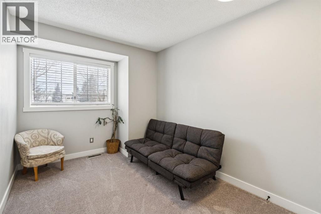 11 Bedford Manor Ne, Calgary, Alberta  T3K 4B8 - Photo 19 - A2288839