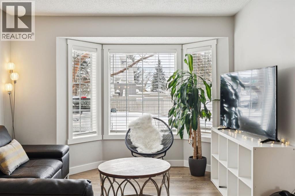 11 Bedford Manor Ne, Calgary, Alberta  T3K 4B8 - Photo 7 - A2288839