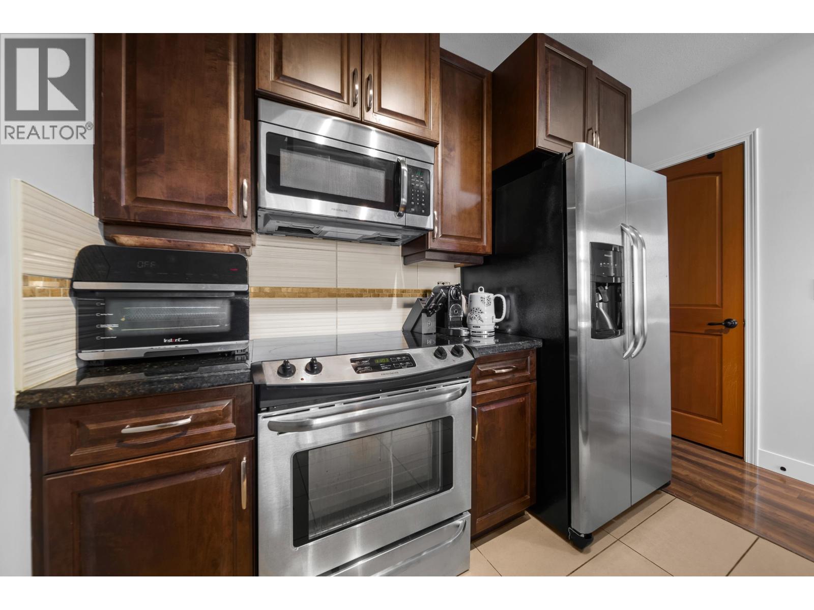 402 11935 Burnett Street, Maple Ridge, British Columbia  V2X 9A9 - Photo 11 - R3092468