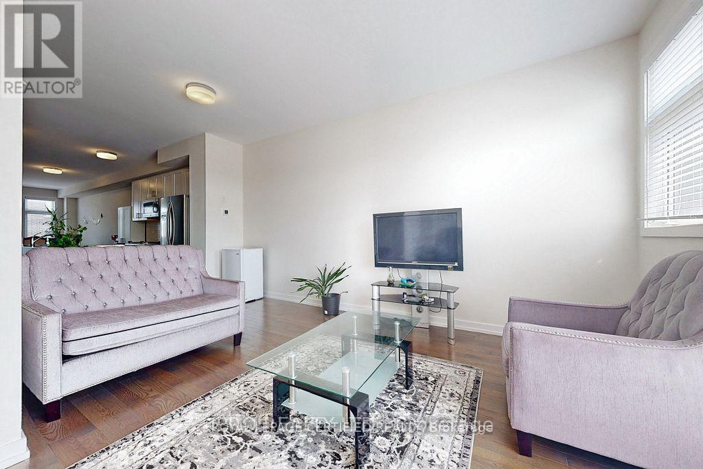 2614 Castlegate Crossing, Pickering, Ontario  L1X 0H9 - Photo 6 - E12825262